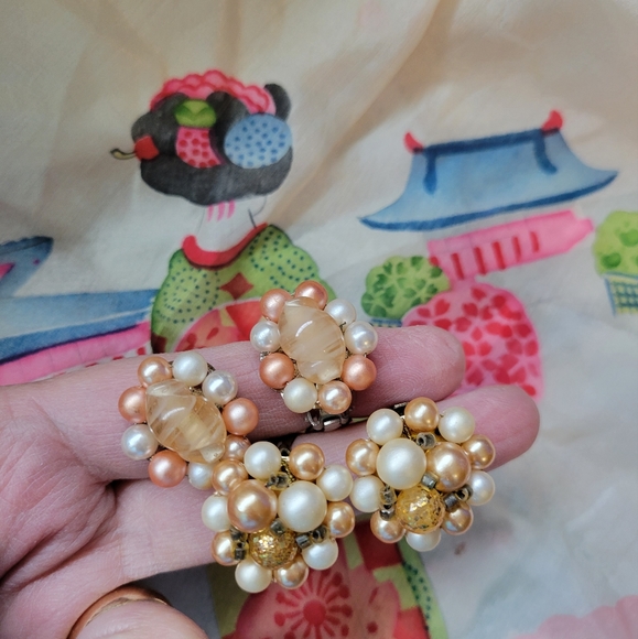 Vintage Jewelry 2 Pairs Vintage Clipon Beaded Earrings Mcm Japan